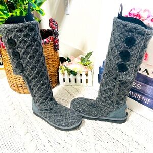Ugg Gray tall lattice cardi knit sweater boots     Size 7 NWOT